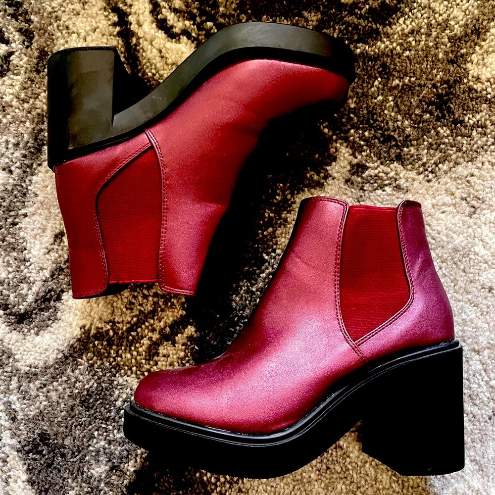 Burgundy Chunky Heel Pull-On Booties